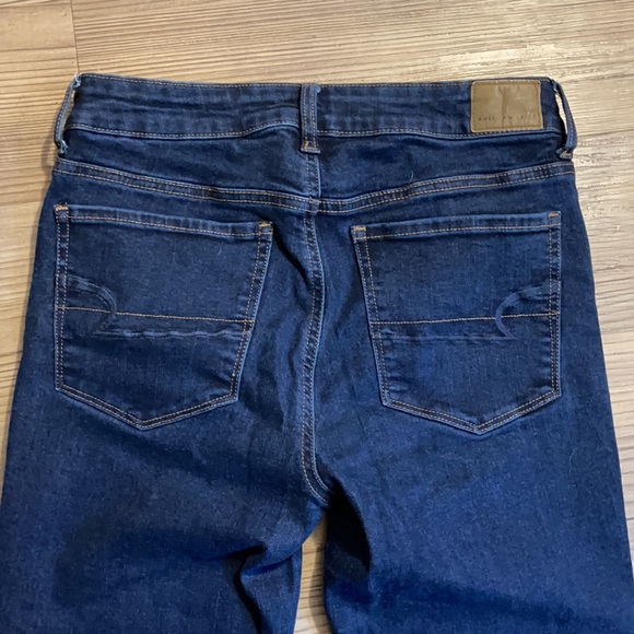 American Eagle Dark Wash Hi-Rise Skinny Jeans - Picture 5 of 7